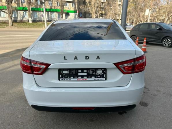 Lada (ВАЗ) Vesta I с пробегом 2021 года, цена 989 000 рублей, 114057 км, седан, Автокод Объявления