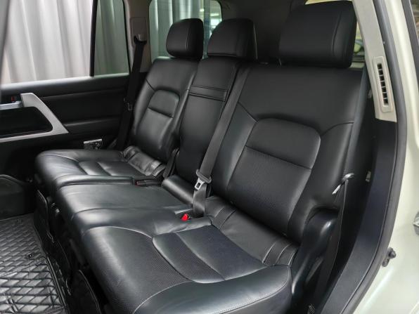 Toyota Land Cruiser 200 Series Рестайлинг 2 с пробегом 2015 года, цена 4 290 000 рублей, 253000 км, внедорожник, Автокод Объявления