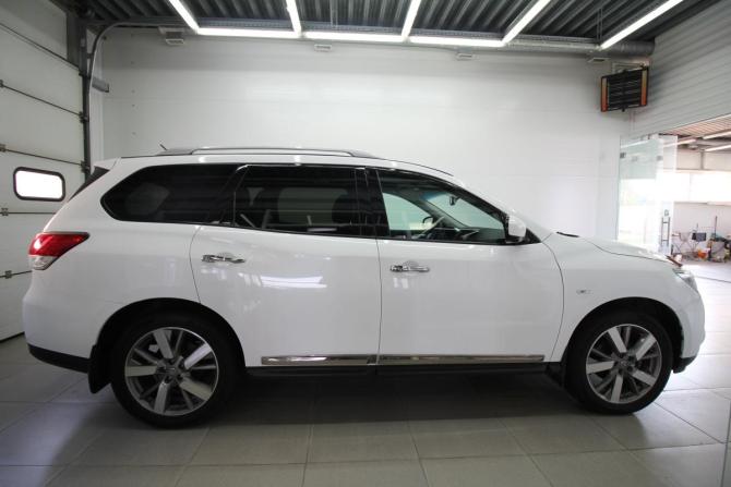Nissan Pathfinder IV с пробегом 2015 года, цена 1 900 000 рублей, 162090 км, внедорожник, Автокод Объявления