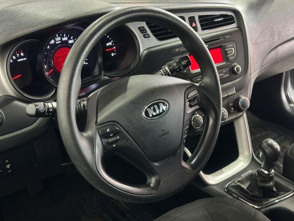 Kia Ceed II с пробегом 2014 года, цена 827 000 рублей, 118265 км, универсал, Автокод Объявления