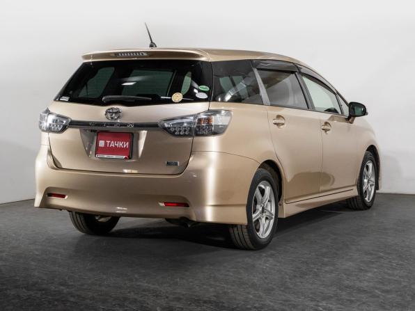 Toyota Wish II Рестайлинг с пробегом 2014 года, цена 1 370 000 рублей, 109900 км, минивэн, Автокод Объявления
