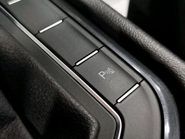Volkswagen Tiguan II с пробегом 2018 года, цена 2 343 000 рублей, 159467 км, внедорожник, Автокод Объявления
