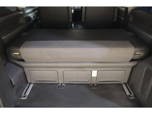Volkswagen Multivan T5 Рестайлинг с пробегом 2010 года, цена 2 549 000 рублей, 305854 км, минивэн, Автокод Объявления