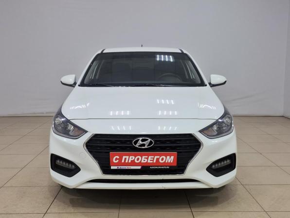 Hyundai Solaris II с пробегом 2017 года, цена 1 080 000 рублей, 160142 км, седан, Автокод Объявления