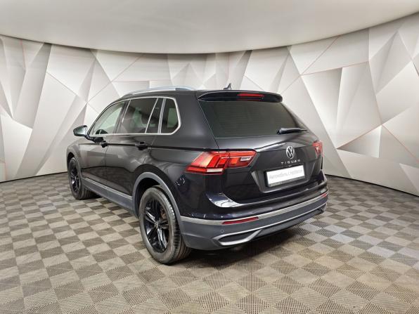 Volkswagen Tiguan II Рестайлинг с пробегом 2022 года, цена 2 599 000 рублей, 36370 км, внедорожник, Автокод Объявления
