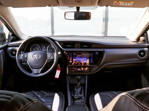 Toyota Corolla XI (E160 E170 E180) Рестайлинг 1 с пробегом 2018 года, цена 1 784 000 рублей, 77433 км, седан, Автокод Объявления
