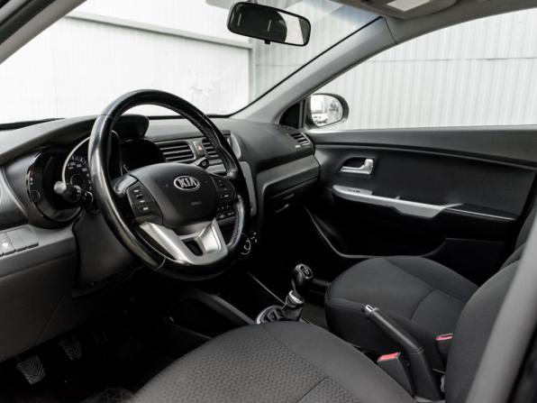 Kia Rio III с пробегом 2014 года, цена 800 000 рублей, 138241 км, хэтчбек, Автокод Объявления