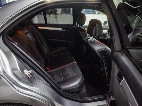 Mercedes-Benz C-Класс III (W204) Рестайлинг с пробегом 2013 года, цена 1 340 000 рублей, 309190 км, седан, Автокод Объявления