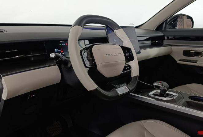 JETOUR DASHING I с пробегом 2023 года, цена 2 150 000 рублей, 40020 км, внедорожник, Автокод Объявления