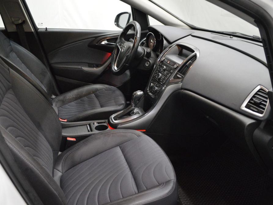 Opel Astra J Рестайлинг Санкт-Петербург  - изображение 11
