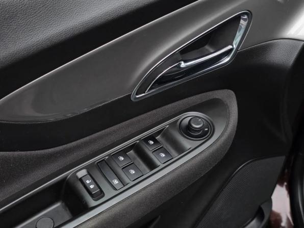 Opel Mokka I с пробегом 2012 года, цена 1 099 000 рублей, 160289 км, внедорожник, Автокод Объявления