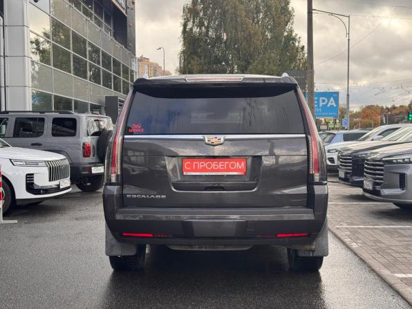 Cadillac Escalade IV с пробегом 2016 года, цена 3 499 000 рублей, 124850 км, внедорожник, Автокод Объявления