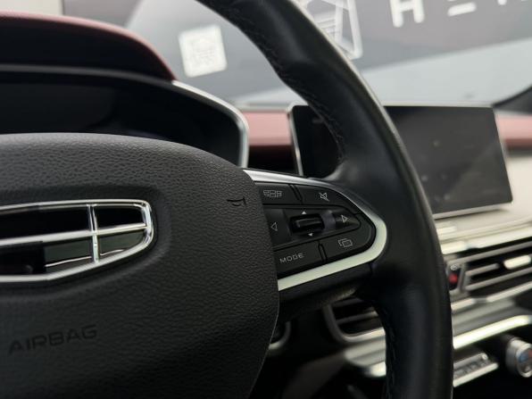 Geely Coolray I Рестайлинг с пробегом 2022 года, цена 1 729 000 рублей, 37713 км, внедорожник, Автокод Объявления