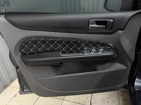 Ford Focus II Рестайлинг с пробегом 2008 года, цена 540 000 рублей, 267734 км, хэтчбек, Автокод Объявления