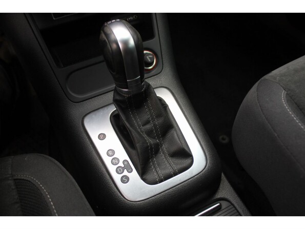 Volkswagen Tiguan I Рестайлинг с пробегом 2016 года, цена 1 455 000 рублей, 179176 км, offers.body_type.unknown, Автокод Объявления