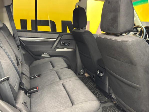 Mitsubishi Pajero IV Рестайлинг 1 с пробегом 2014 года, цена 2 199 000 рублей, 96268 км, внедорожник, Автокод Объявления