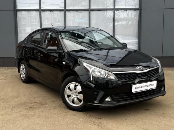 Kia Rio IV Рестайлинг с пробегом 2021 года, цена 1 325 000 рублей, 67142 км, седан, Автокод Объявления