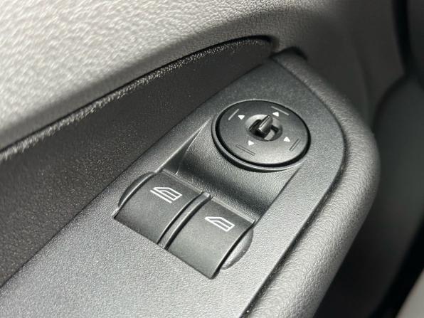 Ford Focus II Рестайлинг с пробегом 2009 года, цена 1 450 000 рублей, 13733 км, седан, Автокод Объявления