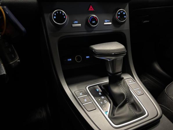 Hyundai Creta II с пробегом 2021 года, цена 2 159 000 рублей, 30000 км, внедорожник, Автокод Объявления