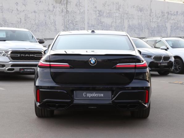 BMW 7 серии VII (G70) с пробегом 2022 года, цена 10 114 000 рублей, 72789 км, седан, Автокод Объявления