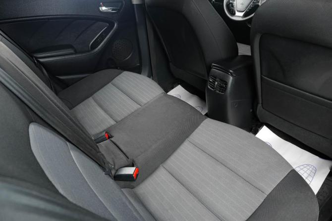 Kia Cerato III с пробегом 2014 года, цена 949 000 рублей, 221000 км, седан, Автокод Объявления