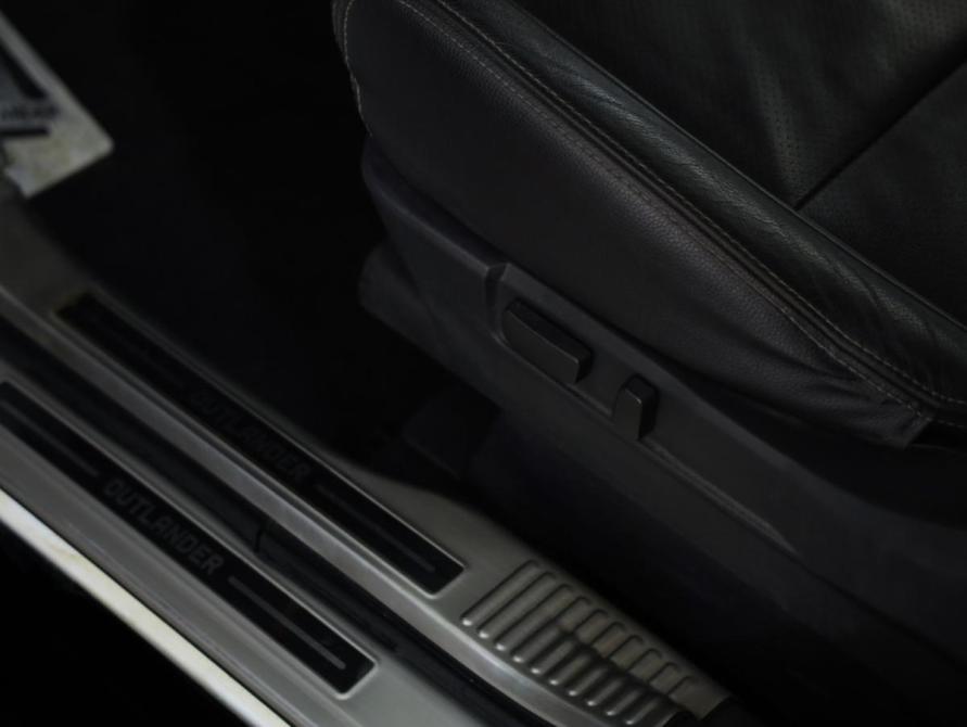 Mitsubishi Outlander III Рестайлинг 2 Санкт-Петербург  - изображение 23