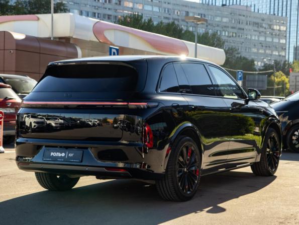 Li Auto (Lixiang) L7 I с пробегом 2023 года, цена 5 850 000 рублей, 30597 км, внедорожник, Автокод Объявления