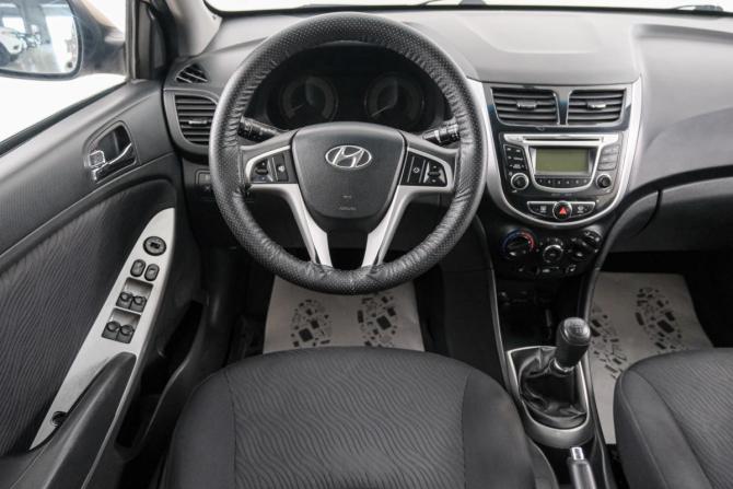 Hyundai Solaris I с пробегом 2012 года, цена 829 000 рублей, 159260 км, седан, Автокод Объявления