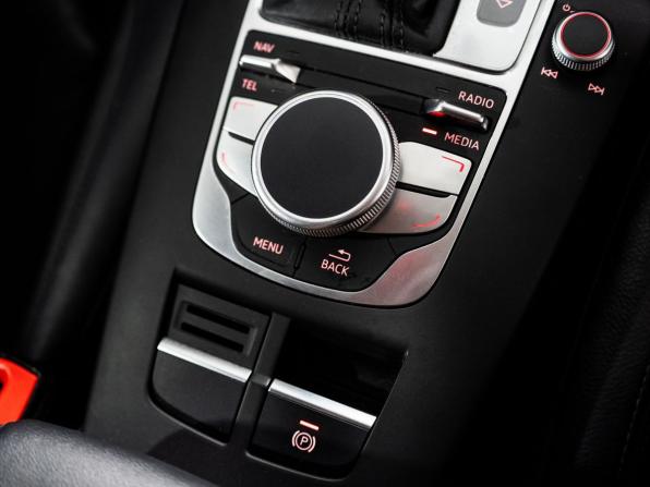 Audi A3 III (8V) с пробегом 2016 года, цена 1 450 000 рублей, 72426 км, хэтчбек, Автокод Объявления