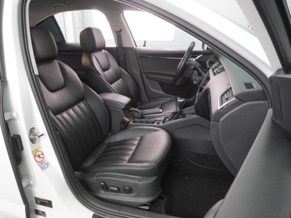 Skoda Octavia III (A7) Рестайлинг с пробегом 2018 года, цена 2 300 000 рублей, 98588 км, лифтбек, Автокод Объявления