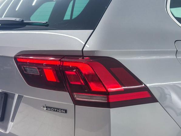Volkswagen Tiguan II Рестайлинг с пробегом 2020 года, цена 2 449 000 рублей, 182000 км, внедорожник, Автокод Объявления