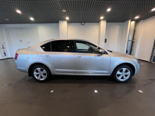 Skoda Octavia III (A7) с пробегом 2013 года, цена 1 300 000 рублей, 241465 км, лифтбек, Автокод Объявления
