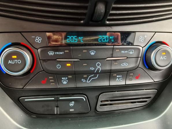 Ford Kuga II Рестайлинг с пробегом 2018 года, цена 1 398 000 рублей, 163050 км, внедорожник, Автокод Объявления