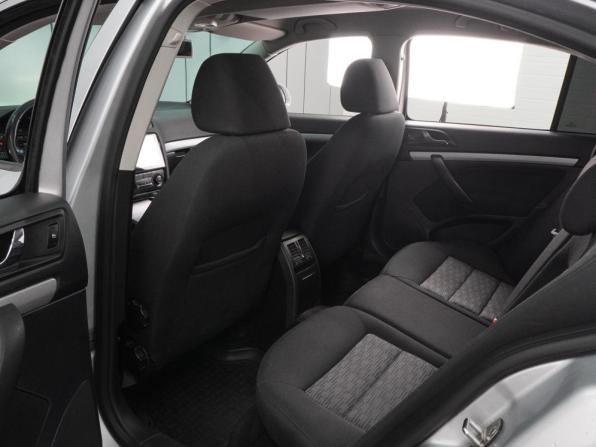 Skoda Octavia II (A5) Рестайлинг с пробегом 2012 года, цена 799 000 рублей, 258733 км, лифтбек, Автокод Объявления