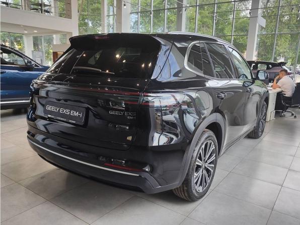 Новый Geely EX5 EM-i 2026 года, цена 3 974 990 рублей, внедорожник, Автокод Объявления
