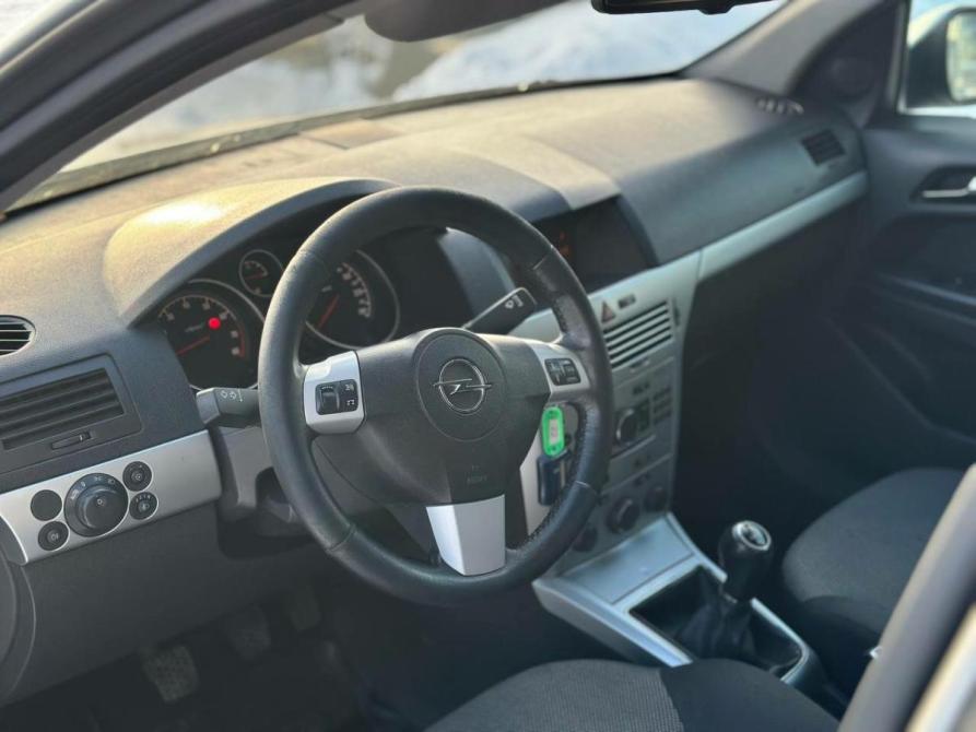 Opel Astra H Рестайлинг Вологда  - изображение 11