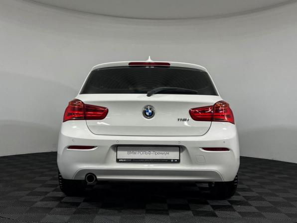 BMW 1 серии II (F20/F21) Рестайлинг с пробегом 2016 года, цена 1 547 000 рублей, 123676 км, хэтчбек, Автокод Объявления