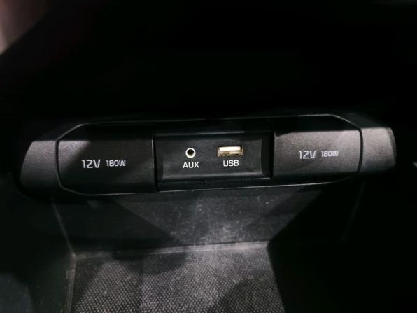 Kia Rio IV с пробегом 2017 года, цена 929 000 рублей, 244910 км, седан, Автокод Объявления