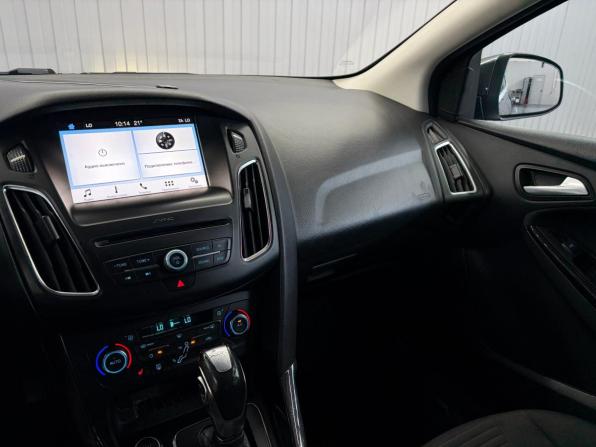 Ford Focus III Рестайлинг с пробегом 2019 года, цена 1 137 000 рублей, 227200 км, седан, Автокод Объявления