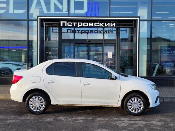 Renault Logan II Рестайлинг с пробегом 2021 года, цена 885 000 рублей, 178554 км, седан, Автокод Объявления