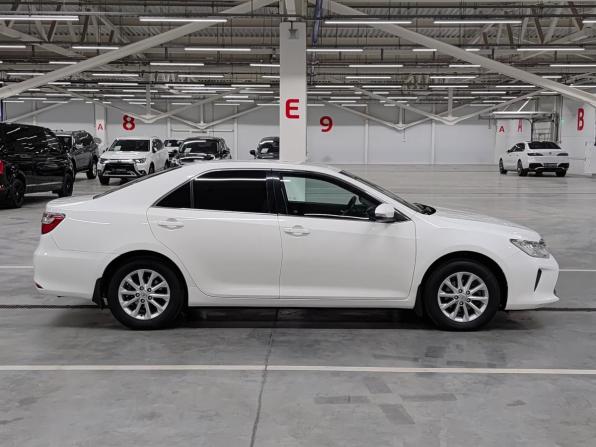 Toyota Camry VII (XV50) Рестайлинг с пробегом 2015 года, цена 1 550 000 рублей, 221883 км, седан, Автокод Объявления