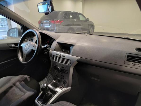 Opel Astra H Рестайлинг с пробегом 2012 года, цена 380 000 рублей, 312813 км, универсал, Автокод Объявления