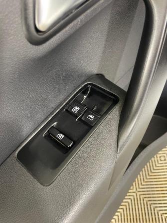 Volkswagen Polo V с пробегом 2015 года, цена 799 000 рублей, 195956 км, седан, Автокод Объявления