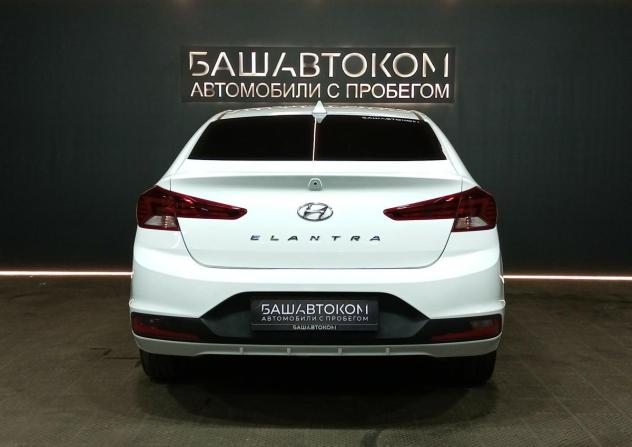 Hyundai Elantra VI (AD) Рестайлинг с пробегом 2019 года, цена 1 660 000 рублей, 93343 км, седан, Автокод Объявления