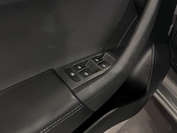 Skoda Rapid II с пробегом 2021 года, цена 1 740 000 рублей, 95836 км, лифтбек, Автокод Объявления