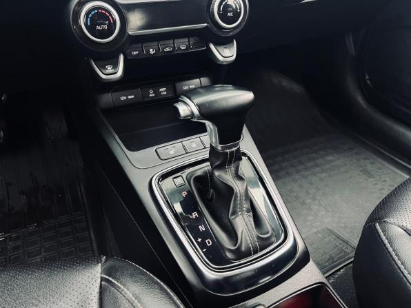 Kia Rio IV с пробегом 2018 года, цена 1 280 000 рублей, 185000 км, хэтчбек, Автокод Объявления