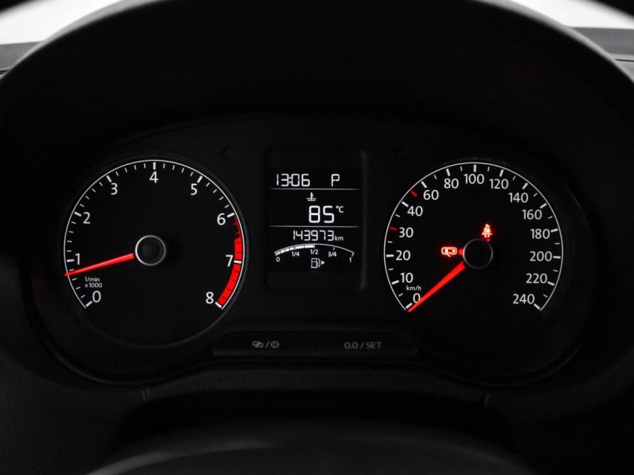 Volkswagen Polo V Рестайлинг Санкт-Петербург  - изображение 17