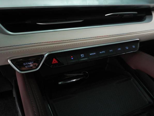 Geely Monjaro I с пробегом 2023 года, цена 3 189 000 рублей, 20341 км, внедорожник, Автокод Объявления
