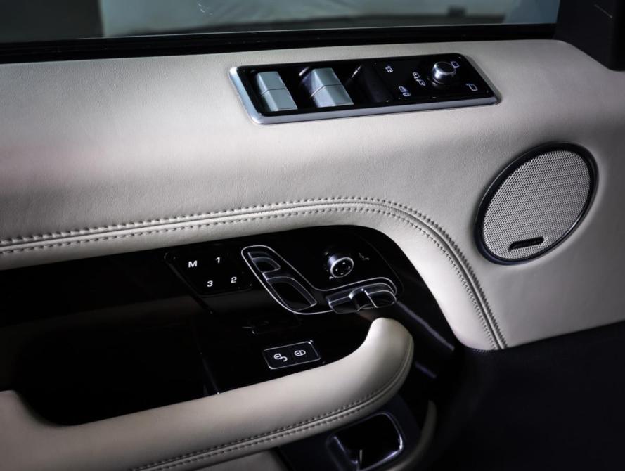 Land Rover Range Rover IV Рестайлинг Москва  - изображение 19