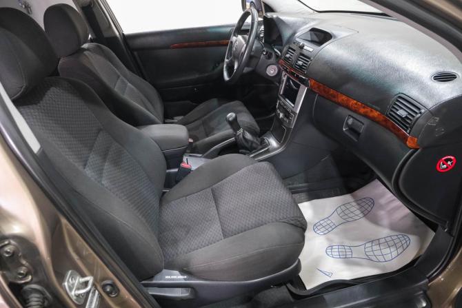 Toyota Avensis II с пробегом 2005 года, цена 729 000 рублей, 275000 км, седан, Автокод Объявления